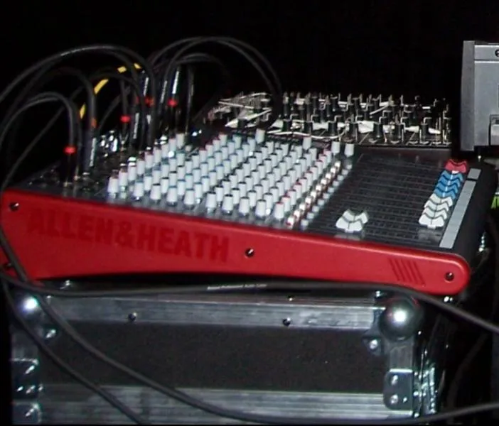 Allen&Heath ZED14 Mixer
