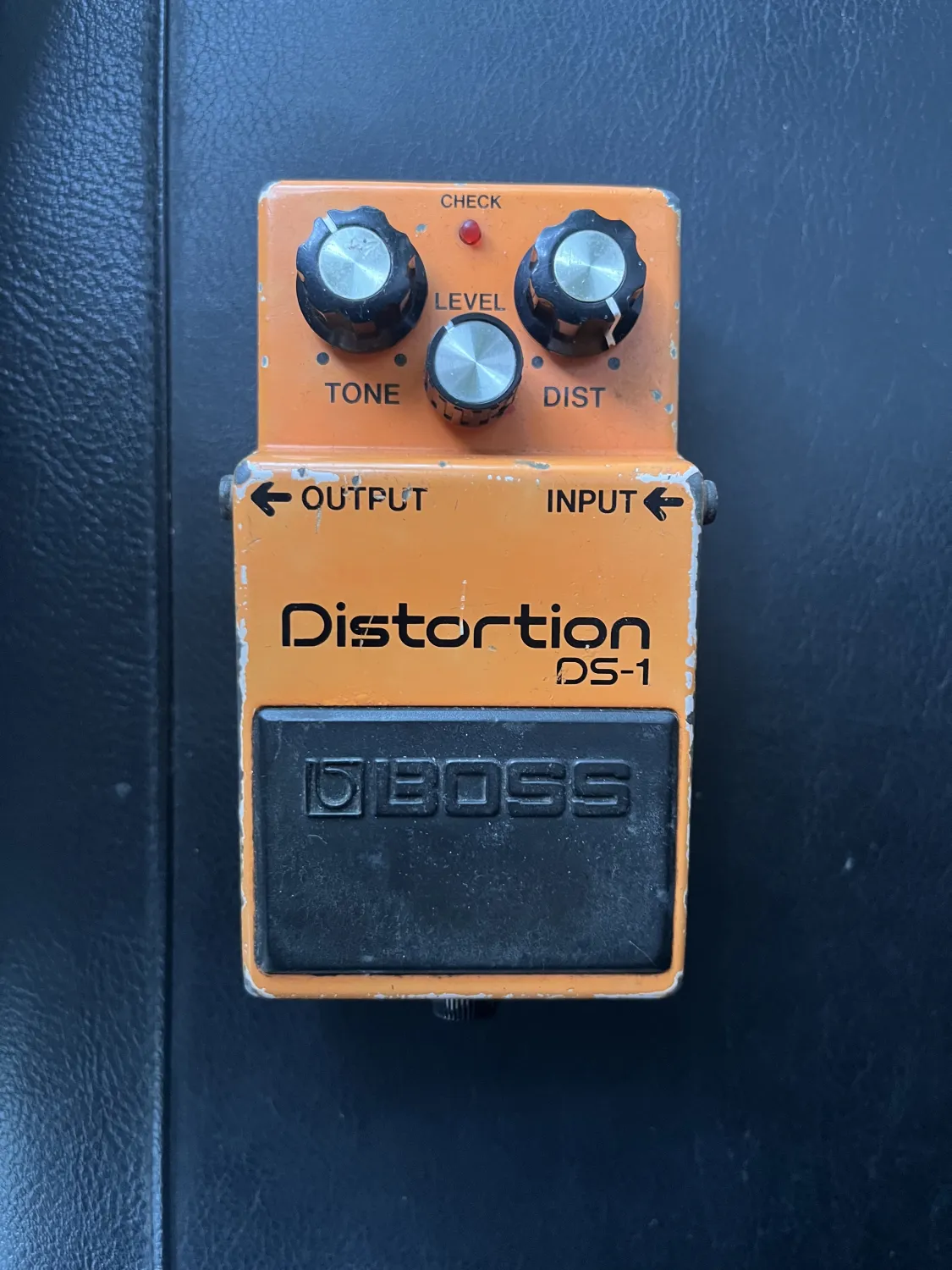 BOSS DS-1 átmeneti Efektový pedál