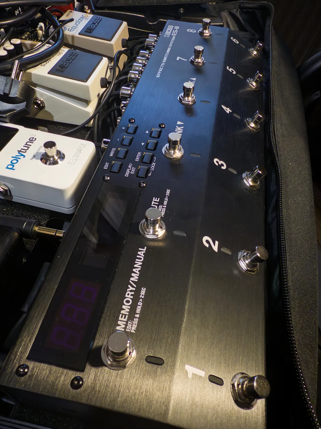 BOSS ES-8 Loop switcher