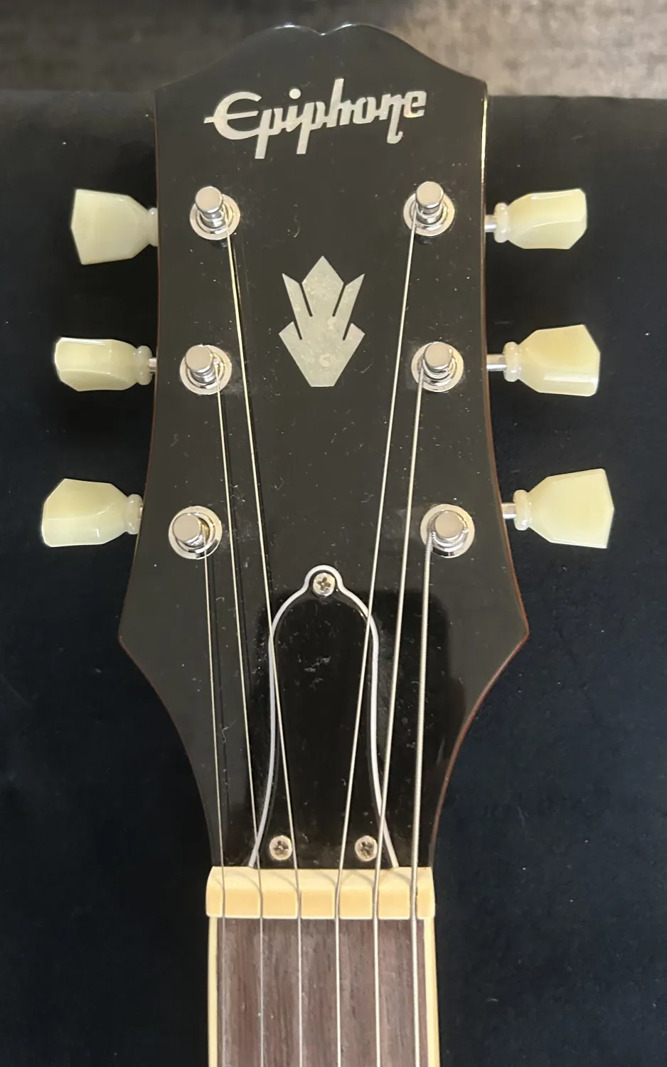 Epiphone ES335 Ľavá elektrická gitara