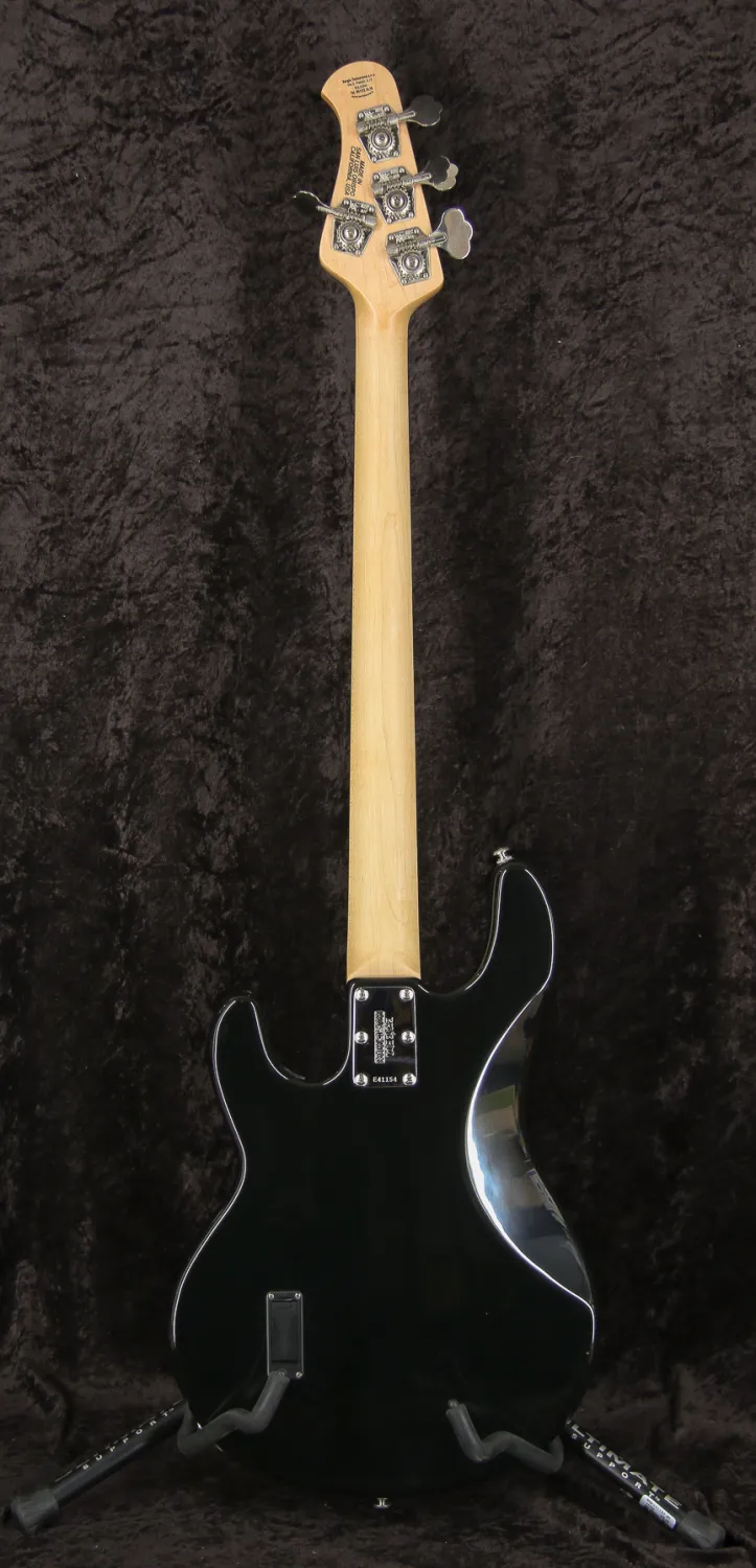 Ernie Ball Music Man Stingray 2004 Basgitara zum Verkauf