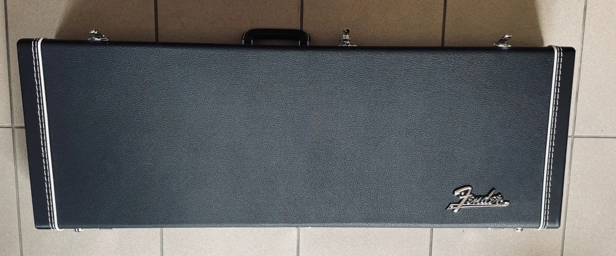 Fender Classic StratTele keménytok Guitar case