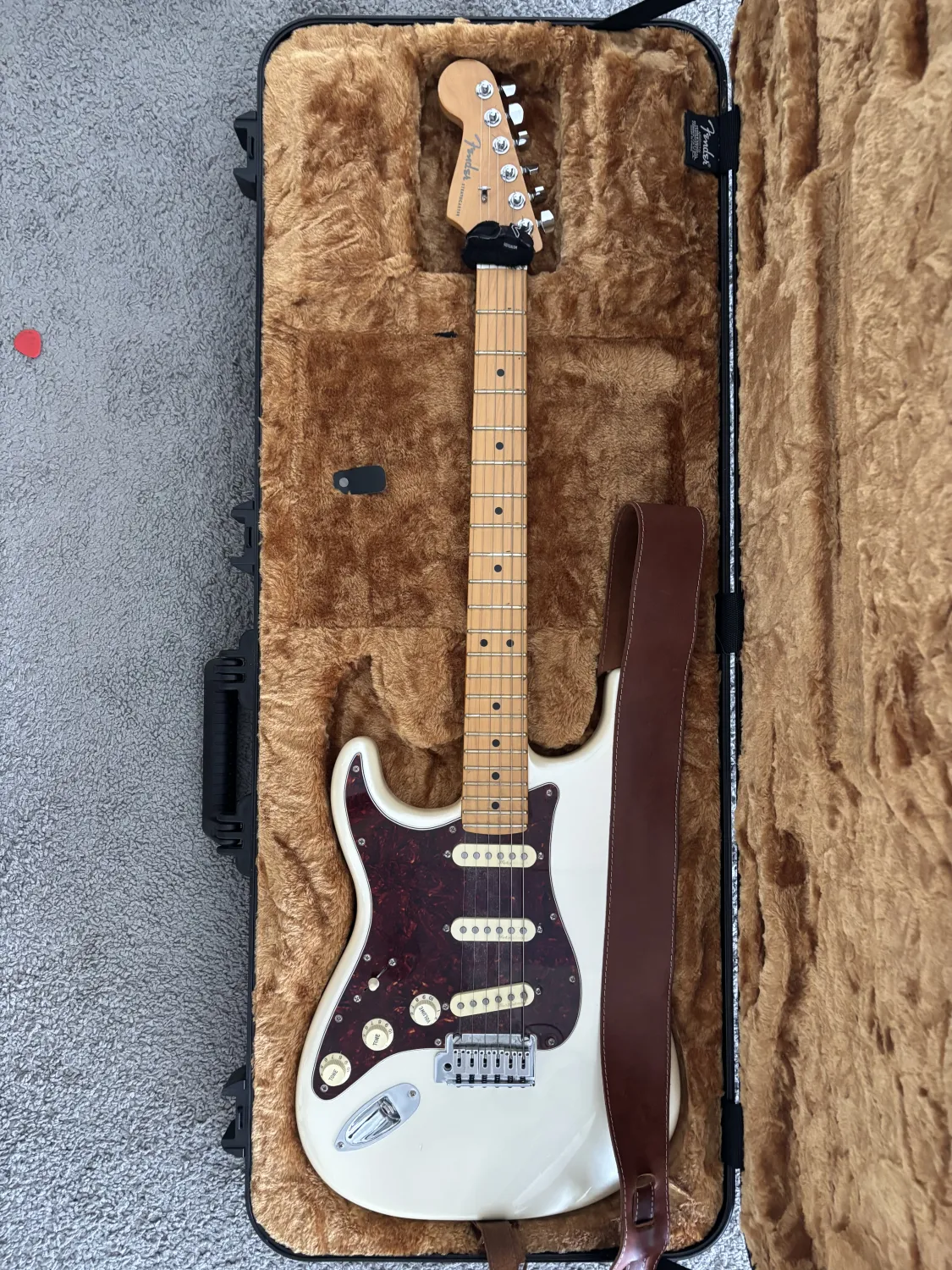 Fender Player Plus Stratocaster Balkezes elektromos gitár