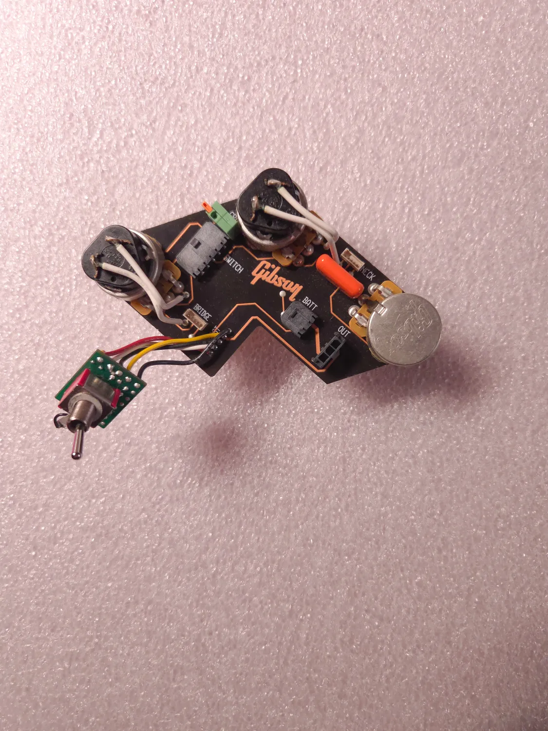 Gibson  Elektronika