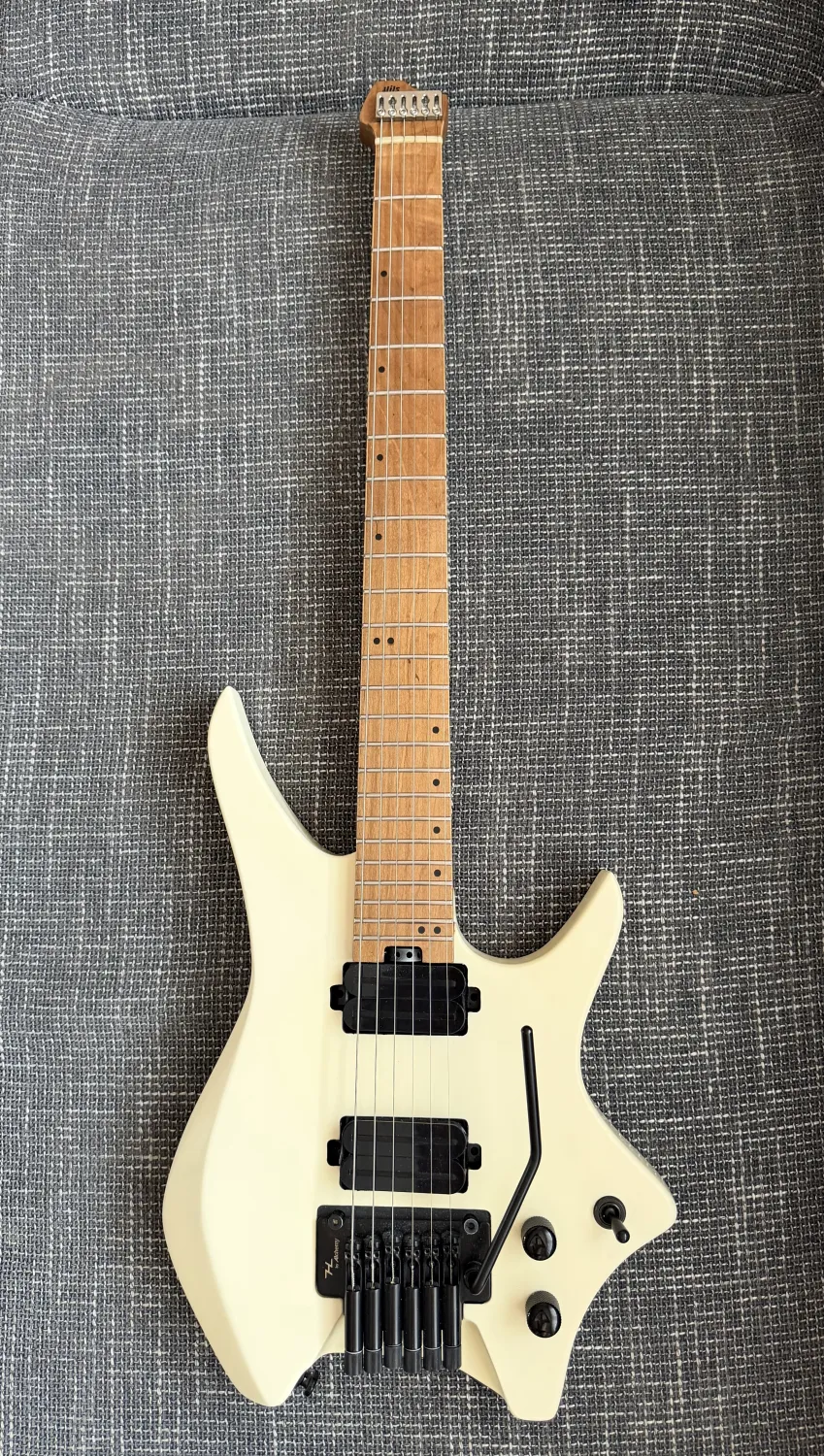 HILS HN4 Guitarra eléctrica