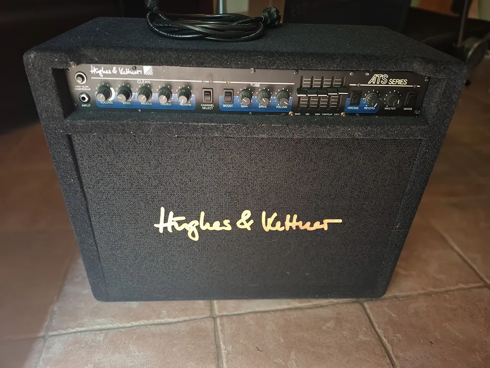 Hughes&Kettner ATS 112 Combo de guitarra