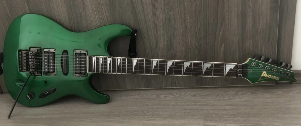Ibanez FGM 300 Elektrická gitara