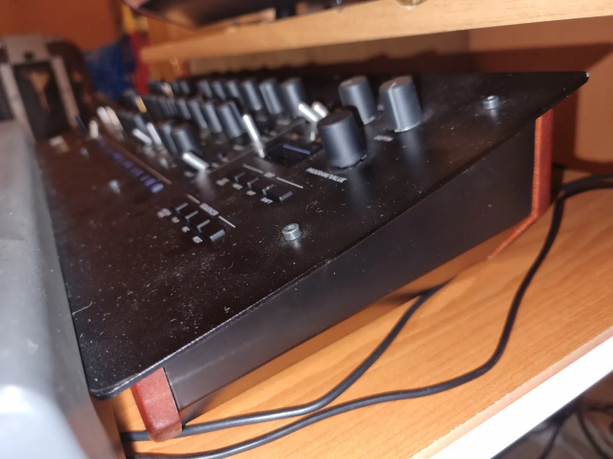 Korg Minilogue XD module Analóg szintetizátor