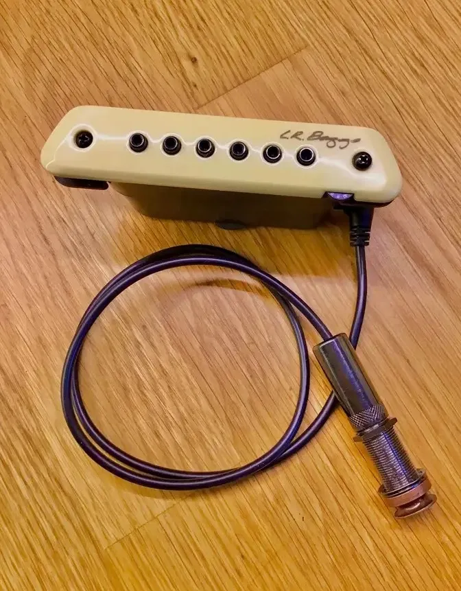 LR Baggs M1A Akusztikus gitár elektronika