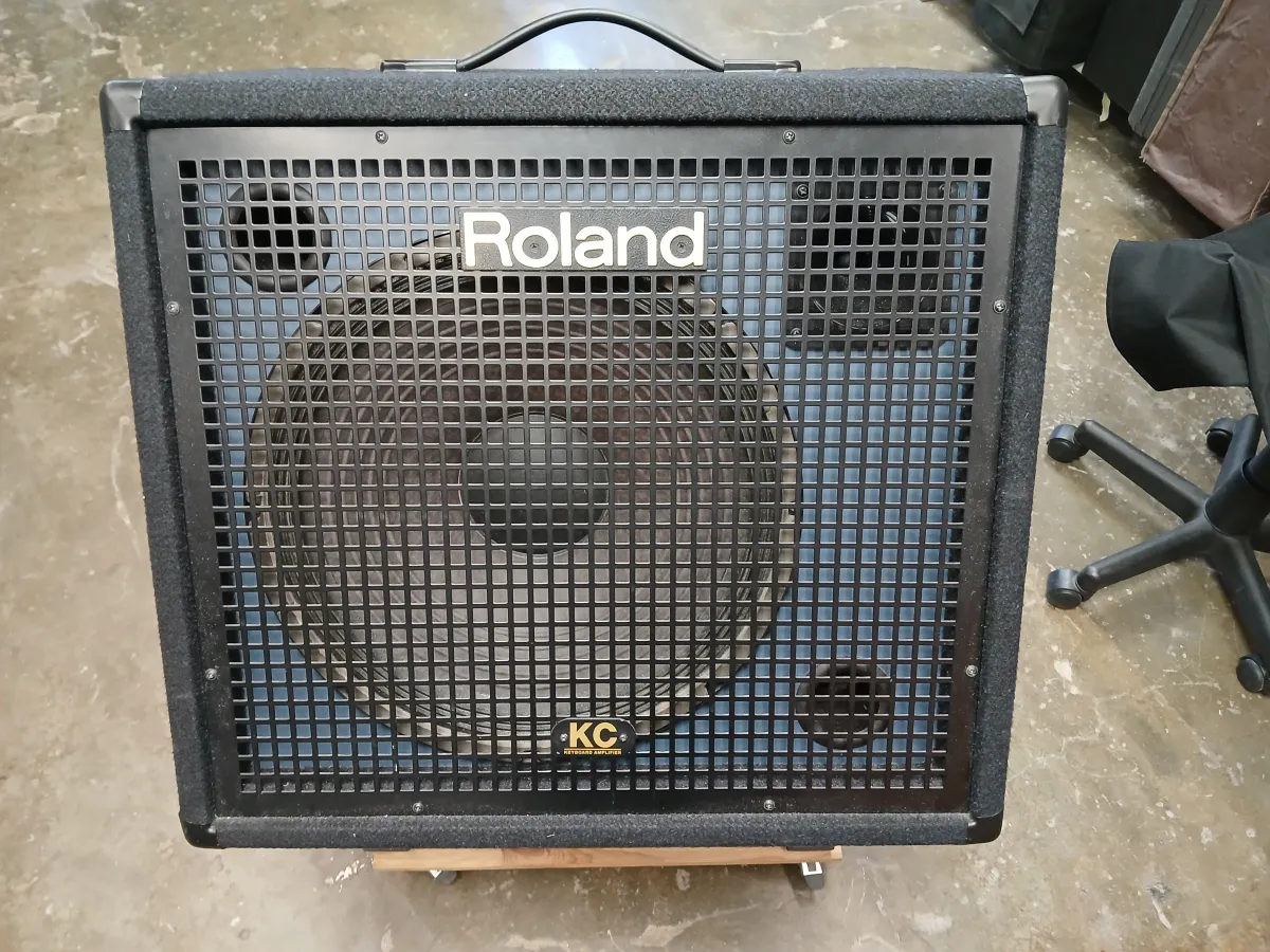 Roland KC550 Keyboard Verstärker