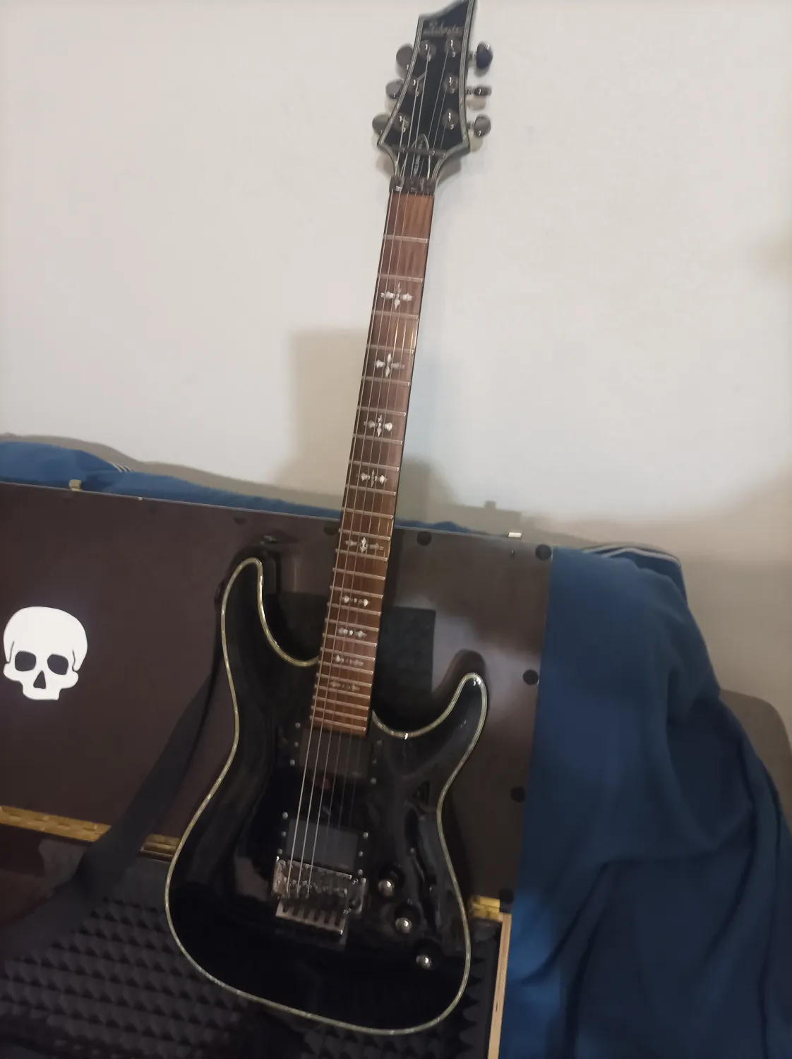 Schecter C1 FR Hellraiser E-Gitarre
