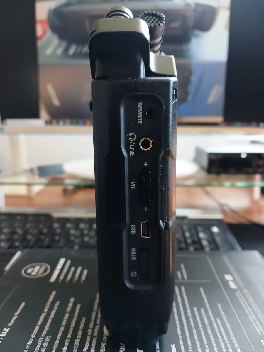 Zoom H4n Pro Digital Aufnehmer