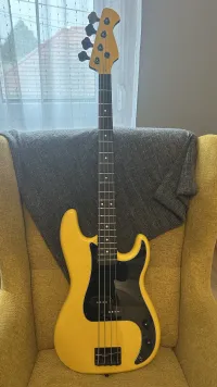 Harley Benton Precision