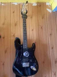 Squier Sonic stratocaster HT