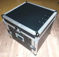 Tajti 7U függőlegesen, 9U vízszintesen Rack box - Kristóf Csaba [Today, 3:25 pm]