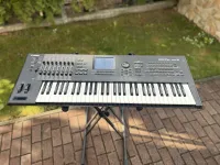 YAMAHA MOTIF XF6 + 2GB Flash Ram