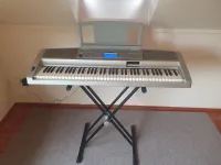 YAMAHA Portable Grand DGX-300 Szintetizátor - Ragabash [Ma, 10:19]
