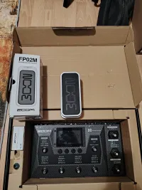 Zoom B6 +    pedál Bass Multi-Effekt - Halex [Today, 12:32 pm]