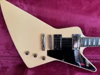 Gibson Exploler 1983 refinished by Mack GW Elektrická gitara - Árpi [Today, 7:54 am]