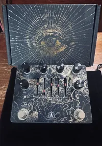 Lichtlaerm Audio Total Distortion Worship MKII Torzító