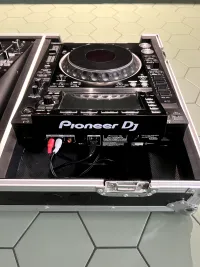 Pioneer C-2000NXS2 & M-900NXS2 DJ keverőpult - Andrea [Ma, 12:39]