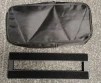 Eladó egy alig használt mini pedalboard, aluminium, erős hordozó táskával. Méretek a képeken.Csere nem, ár fix, Foxpost mehet terhedre. [...]