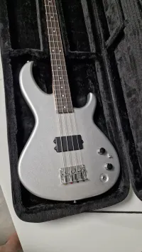 ARIA Sb obe Bass Gitarre - Keomabass [Today, 8:26 pm]