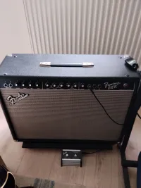 Fender Frontman 212