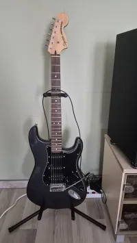 Squier Affinity Stratocaster Elektromos gitár - Róbert Pallagi [Ma, 16:26]
