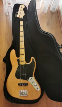 Squier Jazz Bass