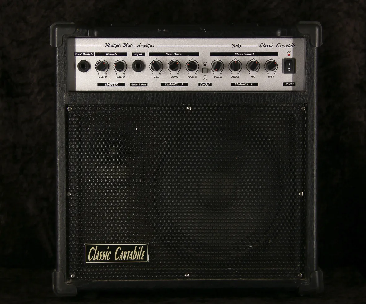- Classic Cantabile X6 Gitárkombó
