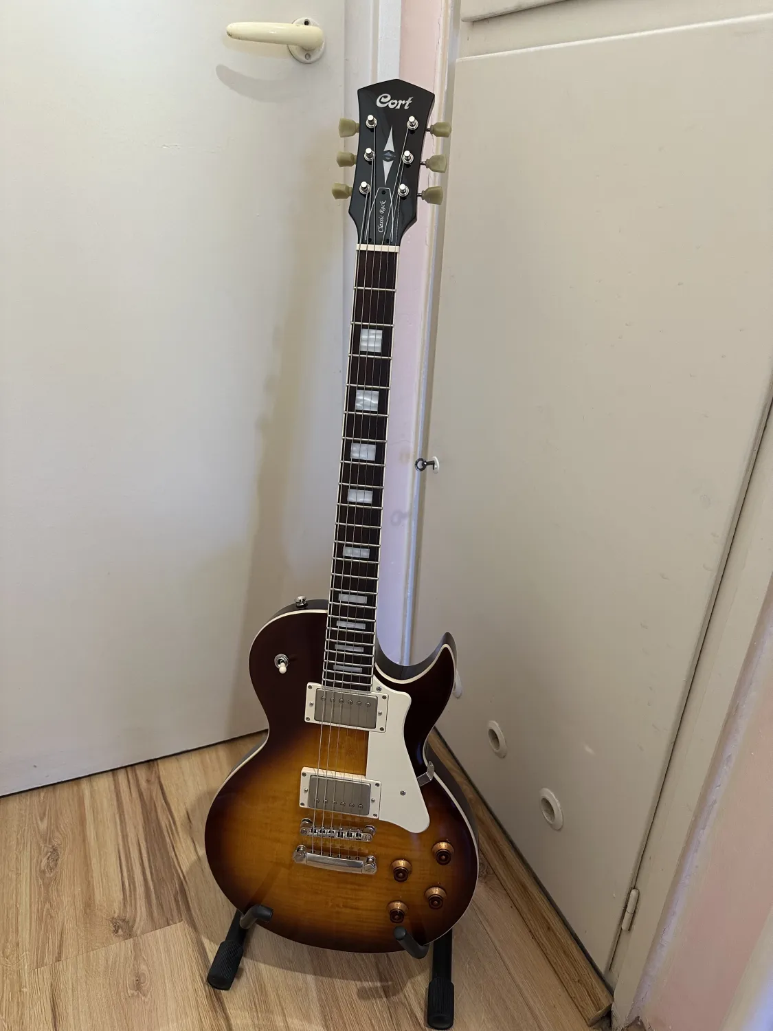 Cort CR250 Vintage Burst Elektrická gitara