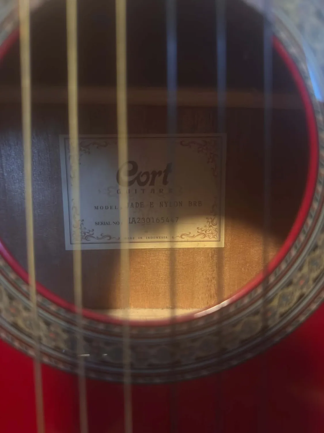 Cort JADE-E-Nylon-BRB klasszikus Lady-gitár Elektroakusztikus klasszikus gitár
