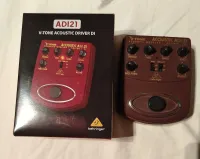 Behringer  Akusztikus gitárerősítő