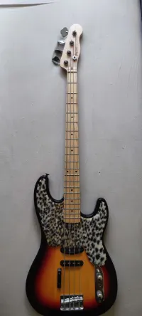 Harley Benton 51 P mod by WoodHead Bass guitar - B0e [Today, 9:41 pm]