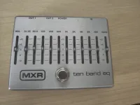 MXR M108S 10-sávos EQ