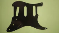 No name Stratocaster  SSS fényes fekete Pickguard - Nagy András [Today, 9:40 am]