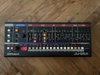 Roland JU-06A