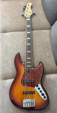Sire V7 5 5-Saiter Bass-Gitarre - Szentgyörgyi Arnold [Day before yesterday, 6:32 pm]