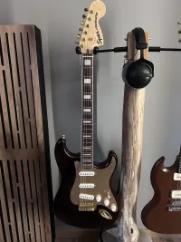 Squier Stratocaster 40th Anniversary