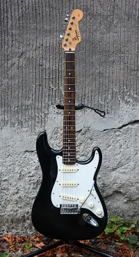 Squier Stratocaster Affinity Elektromos gitár - Hurtu [Ma, 20:38]