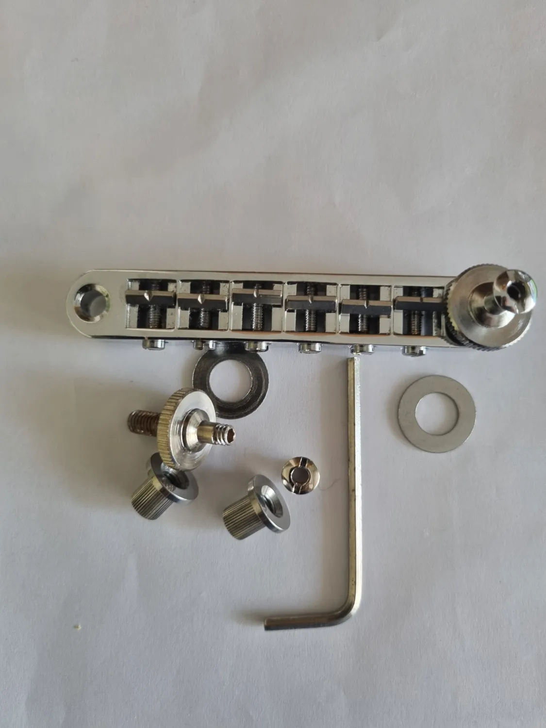 - Locking Nashville Tom Alu  króm Titanium babák Híd