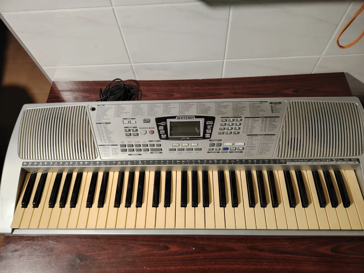 Bontempi PM749 Szintetizátor