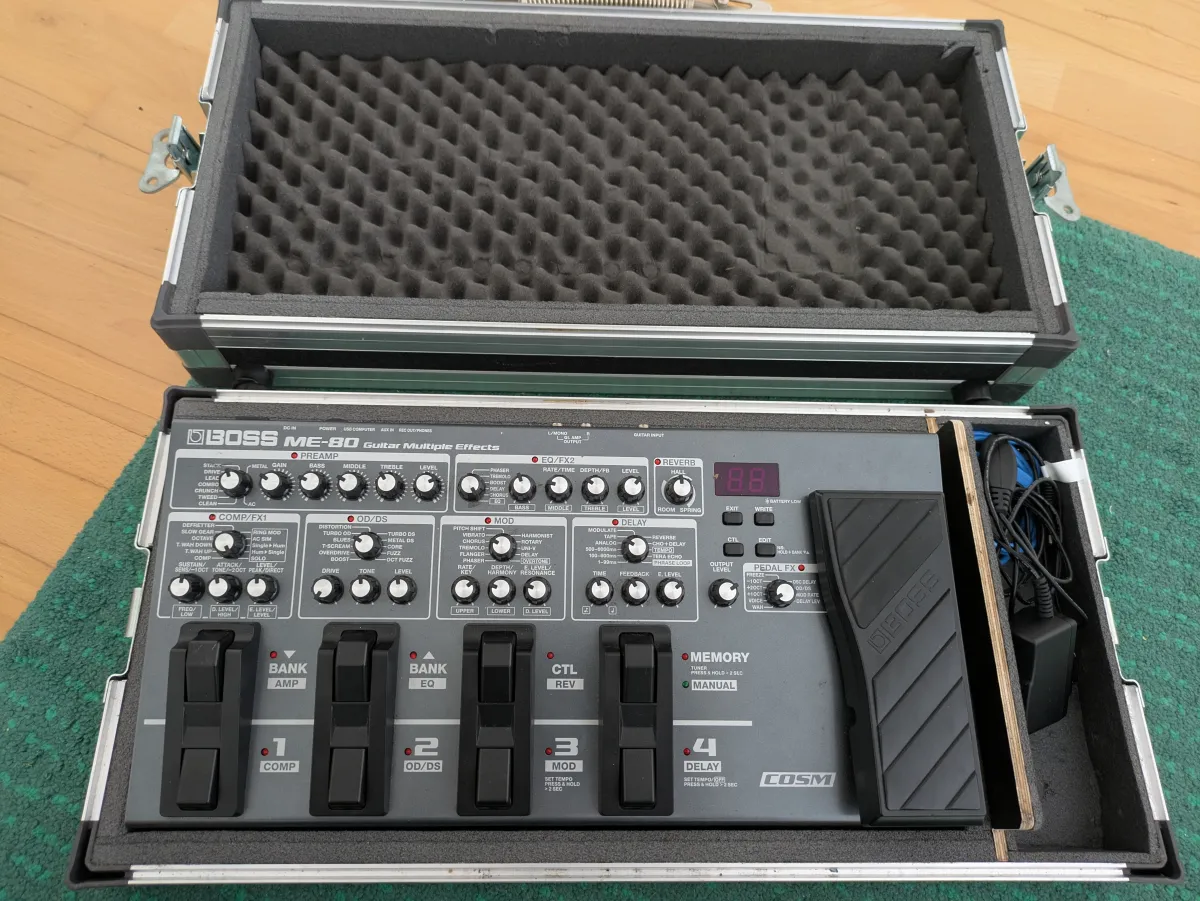 BOSS ME80 Multieffekt