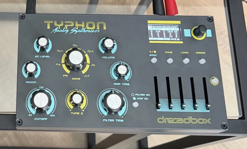 Dreadbox Typhon Analog-Synthesizer