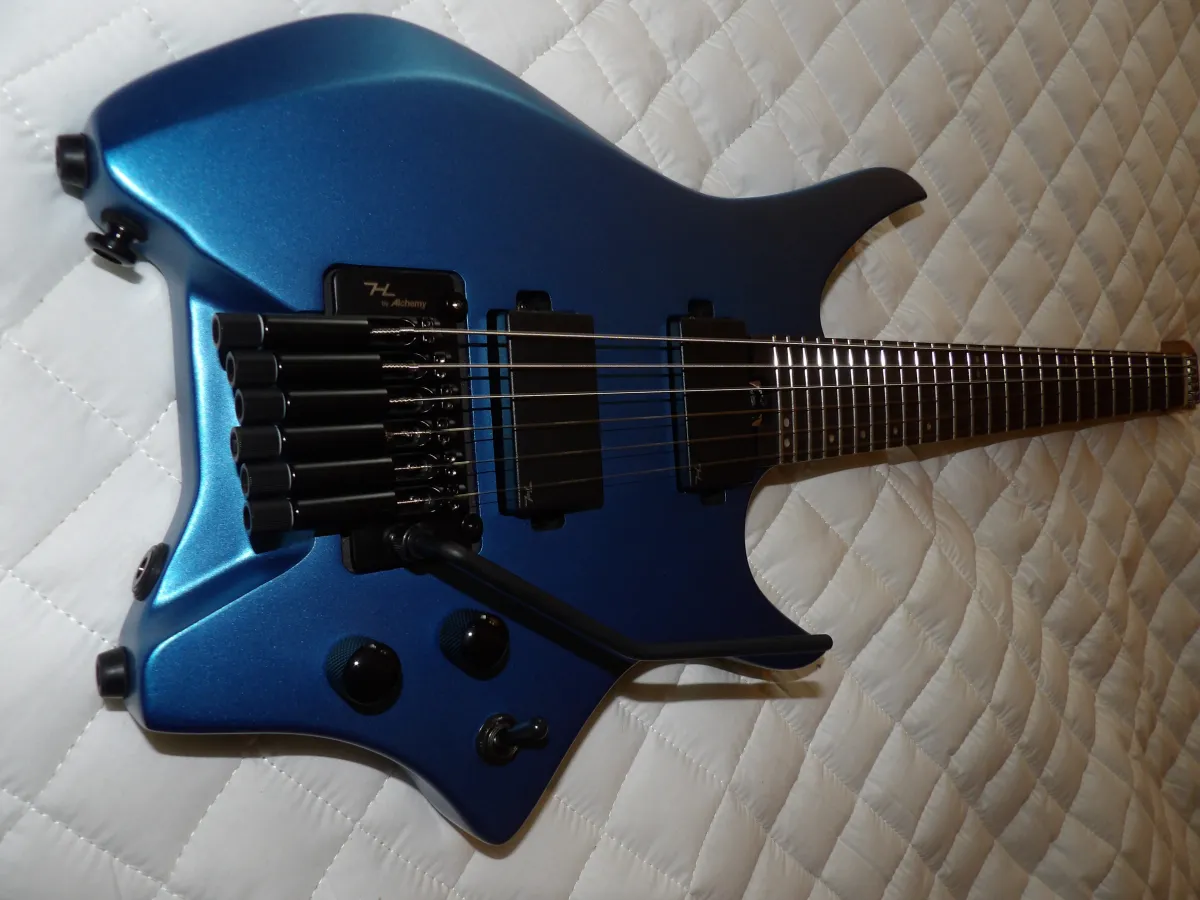 HILS HN5 NEXT Metallic Electric Blue headless Electric guitar