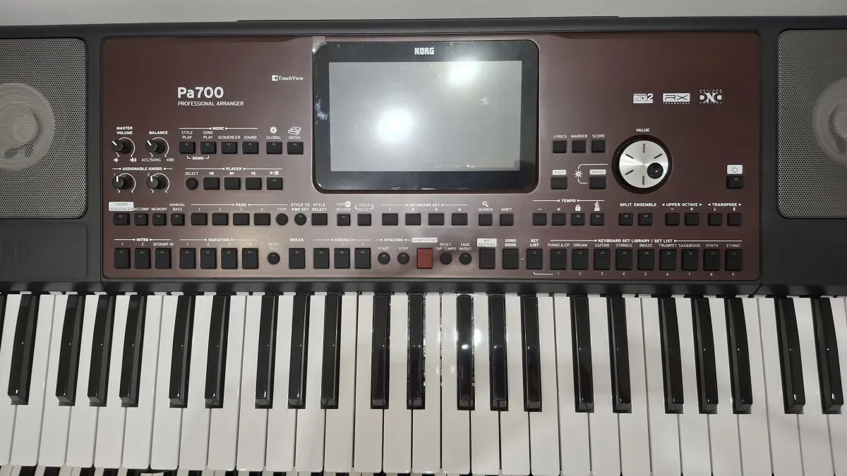 Korg PA700 Szintetizátor