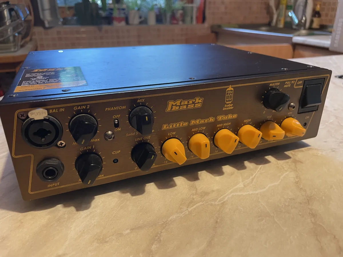 Markbass Littlemark tube 500 Bass amplifier head and cabinet