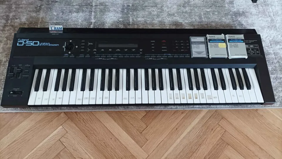 Roland D50 Synthesizer