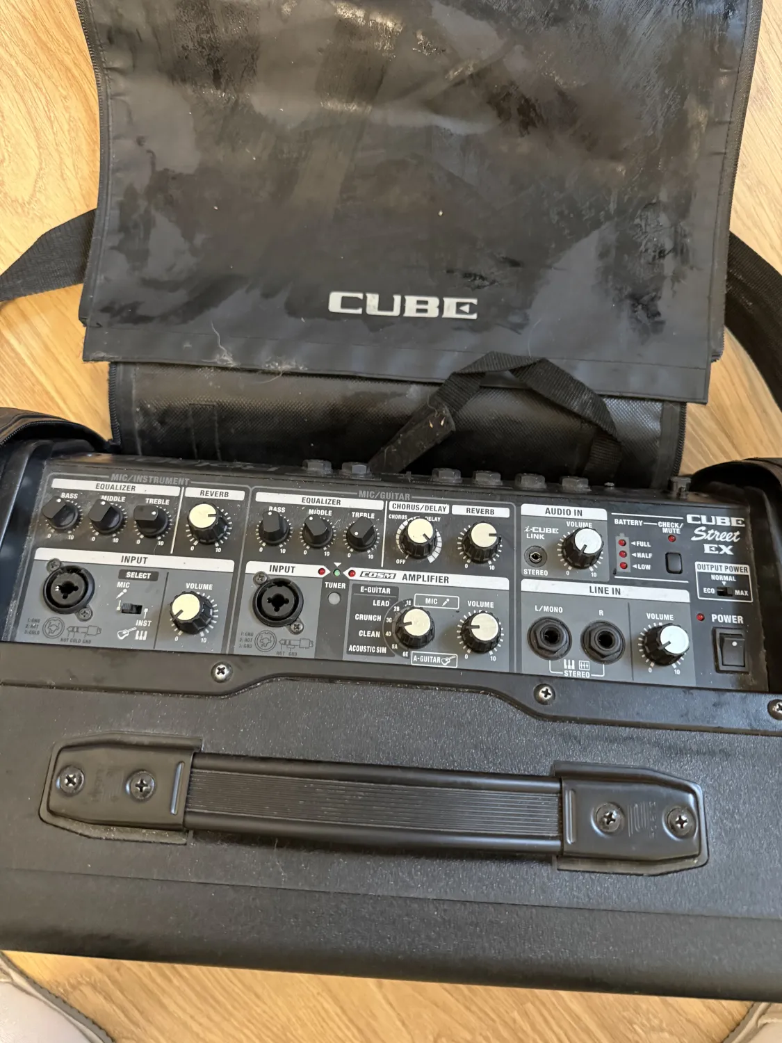 Roland Street cube ex Amplificador de guitarra acústica